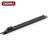 PDU Rak Terukur 1.2U 11 Port Campuran Stopkontak C13 C19 Input 32A Pemantauan Daya LCD Berwarna