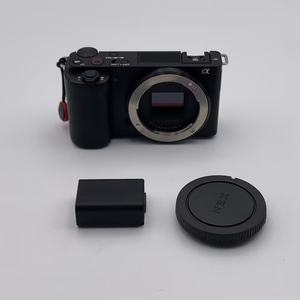 Cámara sin Espejo S Ony ZV-E10 Usada, Cámara de Creación de Contenido 4K Asequible - Product Image 5