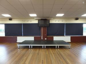 Plataforma de Escenario Portátil de Acero y Madera con Estructura de Aluminio de 1.22x1.22m y 2x1m, Soporte para Tambor, Muebles de Madera para Conciertos - Product Image 3