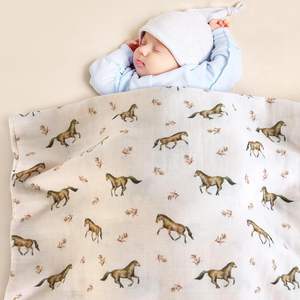 100% coton mousseline 2 couches couverture douce respirante Durable lumière Beige marron cheval impression toutes saisons enfants couverture - Product Image 3