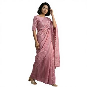Sari en soie de framboise pure pour femme ELITE WEAVES, brodé avec des motifs Leheriya et une bordure à sequins, fabriqué en Inde - Product Image 1