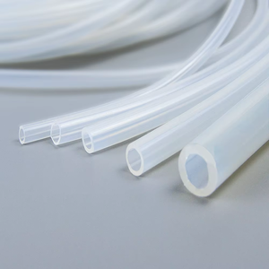 أنابيب سيليكون مرنة مخصصة بالجملة، خراطيم طبية وغذائية مرنة من الدرجة الطبية، تعمل في درجات حرارة من -40 إلى +200 درجة مئوية، مع معالجة سطحية ناعمة - Product Image 1