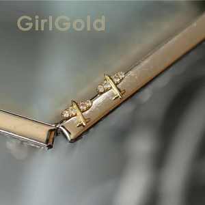 Pendientes de tuerca unisex de aleación de cobre GOL Dtutu 9K con forma de mini avión, modernos, con diamante en forma de corazón y granate, de la Universidad de Pekín, con certificación de gemas. - Product Image 4