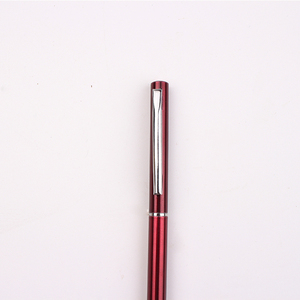 Stylo bille fin Sonnet Rouge Rubis Laqué avec finition dorée - Product Image 6