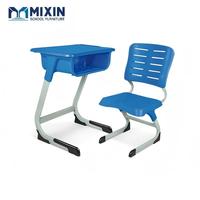 Bureau et chaise d'école en plastique pour la formation, mobilier de salle de classe, coins arrondis avec bureau et chaise en plastique pour enfants