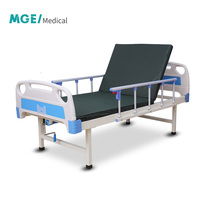 Lit d'hôpital manuel à manivelle simple, têtes de lit réglables en ABS, barrières latérales en aluminium, roulettes à frein, pour chambre de patient, capacité 250 kg