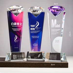 चैंपियन डायमंड क्रिस्टल ट्रॉफी के लिए क्रिएटिव क्रिस्टल ट्रॉफी पुरस्कार डायमंड कलर प्रिंटिंग K9 डायमंड टॉप्स क्रिस्टल ट्रॉफी - Product Image 6