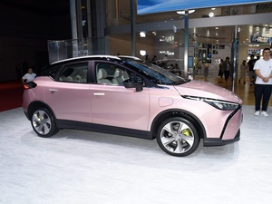 Pour Geely Geometry M6, véhicule électrique intelligent avec technologie de pointe, longue autonomie et intérieur spacieux, libérant de nouvelles aventures - Product Image 3