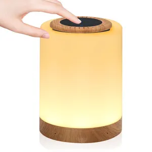 2021 Neuankömmling Buntes Nachtlicht Tragbarer Schreibtisch Tisch Touch Control Smart LED Lampe Drahtloser Lautsprecher