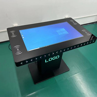 Mesa Táctil Interactiva de 32 Pulgadas con Soporte de Piso, Pantalla LCD Inteligente Multitáctil con Conexión Inalámbrica para Uso Comercial en Restaurantes y Comercios