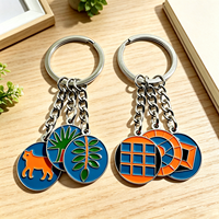 Porte-clés en métal léger, texture sablée, coffret cadeau