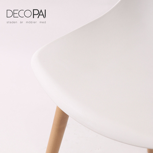 Nórdicos de plástico PP asiento de madera de <span class=keywords><strong>haya</strong></span> silla Silla de comedor - Product Image 4
