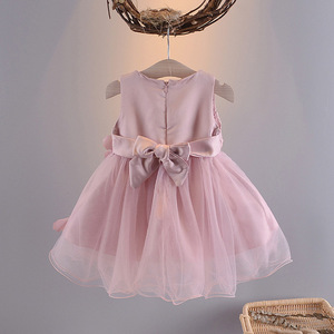Abito Estivo Bianco in Pizzo e Raso per Bambine, Vestito Principessa Senza Maniche con Gonna a Balze, per Bambine da 1 a 3 Anni - Product Image 2