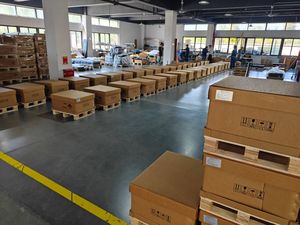 BYD Blade al litio 51.2V 15Kwh 10Kwh 5Kwh 100ah 200ah batteria solare al litio per il sistema di accumulo di energia solare - Product Image 4