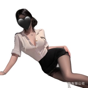 Sexy policewoman uniform lingerie set for women, perfect for late-night flirting. - Product Image 5