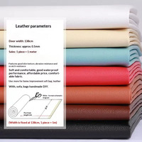 Tissu en cuir PVC gaufré en gros, résistant aux taches, coupe-vent, infroissable, matière souple pour sacs, meubles et intérieur de voiture, authentique