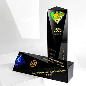 Trofeos y Placas de Cristal Negro con Diamantes para Regalos Corporativos, Premios y Exhibiciones de Negocios - Product Image 4