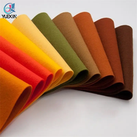 Colorfu l rouleau de feutre de tissu de polyester perforé à l'aiguille pour les projets d'artisanat de bricolage matériel de patchwork de couture