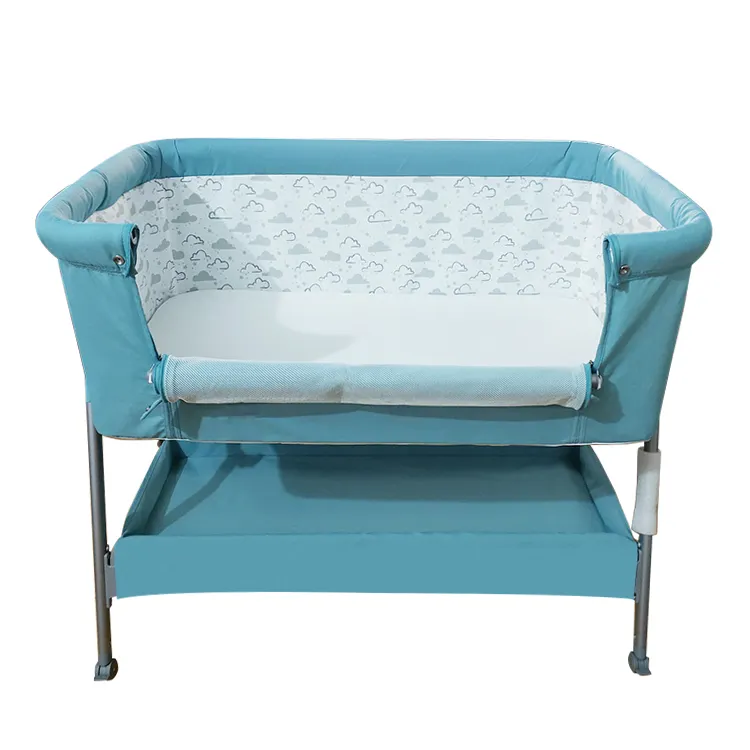 Bassinet besi bayi bayi dapat diatur tinggi populer tempat tidur bayi anak-anak di samping keranjang dengan roda