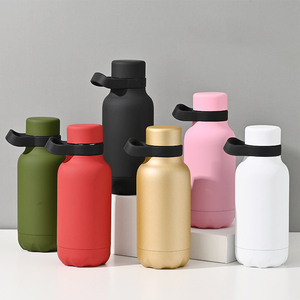 Botella de Agua de Acero Inoxidable de Doble Pared con Aislamiento al Vacío, Diseño de Béisbol Italiano, con Asa - Product Image 2