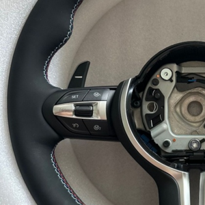 Para <span class=keywords><strong>BMW</strong></span> Serie 3 Serie 5 Sport Volante de cuero F10 F20 F30 F32 F36 F80 F82 E90 E91 E92 M3 M4 <span class=keywords><strong>M5</strong></span> Volante de coche - Product Image 3