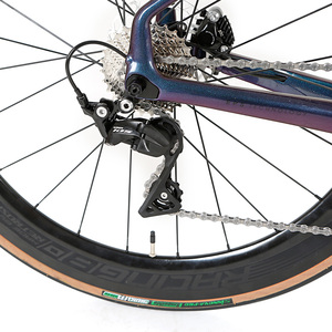 Nouveau Vélo de <span class=keywords><strong>Gravel</strong></span> Cyclonepro en Fibre de Carbone 22 Vitesses avec Freins à Disque de Haute Qualité 2026 - Product Image 3