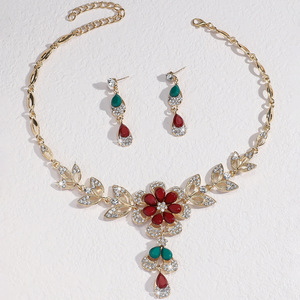 Collar con Borla de Flor en Forma de Gota de Agua Negra, Sofisticado y de Alta Gama, con Cadena para Clavícula, para un Toque de Glamour - Product Image 6