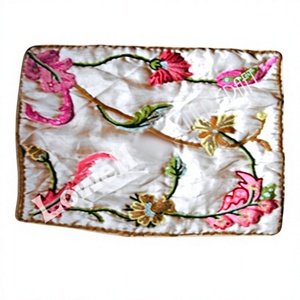 Housse de coussin de qualité supérieure, douce, élégante et décorative pour canapé, chambre à coucher, salon et décoration intérieure - Product Image 1