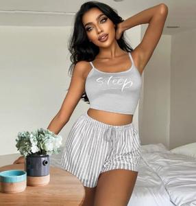 Conjunto de Shorts Novos com Estampa Listrada e Alças Ajustáveis para Uso em Casa - Product Image 5