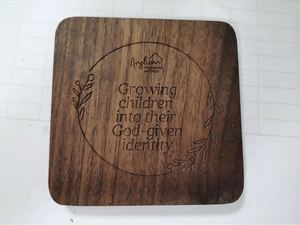 Sous-verres en bois de noyer et de hêtre, design moderne, ronds et carrés, avec logo personnalisé et gravure laser, pour tasses à thé, tapis et dessous de plat - Product Image 2