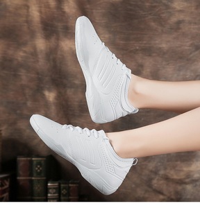 Zapatos blancos Cheer, zapatos <span class=keywords><strong>de</strong></span> baile <span class=keywords><strong>de</strong></span> porristas para jóvenes, Tenis atlético, zapatillas <span class=keywords><strong>de</strong></span> baile <span class=keywords><strong>de</strong></span> Jazz transpirables - Product Image 6