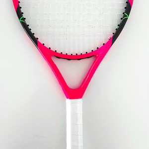 <span class=keywords><strong>Raquette</strong></span> <span class=keywords><strong>de</strong></span> <span class=keywords><strong>Tennis</strong></span> personnalisée <span class=keywords><strong>de</strong></span> <span class=keywords><strong>23</strong></span> <span class=keywords><strong>pouces</strong></span> en fibre <span class=keywords><strong>de</strong></span> carbone <span class=keywords><strong>de</strong></span> bonne qualité pour enfants - Product Image 4