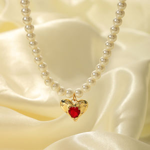 Collar de Perlas con Colgante de Corazón Clásico en Acero Inoxidable Chapado en Oro de 18K con Circonita Roja Rosa para Mujer, para el Día de San Valentín - Product Image 5