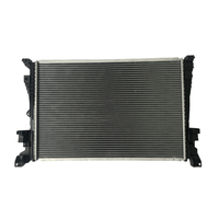 Nouveau radiateur en aluminium haute performance de qualité supérieure OEM 1975000003 2125001400 2185000200 pour W204 C63 AMG Factory