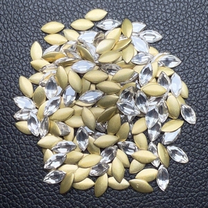 Fábrica de Gemas HQ produce circonita cúbica <span class=keywords><strong>blanca</strong></span> con lámina de <span class=keywords><strong>piedra</strong></span> KunDan Polki de la India, cuentas de <span class=keywords><strong>piedra</strong></span> Kundan. - Product Image 1