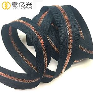 Fermeture éclair en plastique de <span class=keywords><strong>dents</strong></span> de couleur or rose brillant #8 fermeture éclair en résine au mètre - Product Image 6