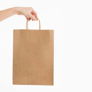 Sac de shopping en papier kraft de haute qualité avec poignée torsadée, logo personnalisé imprimé pour l'emballage et la promotion, pour papier cadeau - Product Image 3