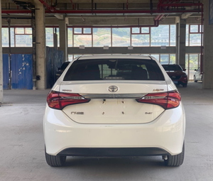 Usado, 2018, para Levin Facelift 185T CVT Edición Elite Euro V, 140000 km, Turbo, Confiable, Eficiente en Consumo de Combustible, Auto Familiar, Cuero - Product Image 6