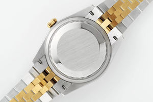 La caja y la correa están hechas de acero inoxidable 904L. Es elegante y tiene una apariencia noble. Reloj Mecánico - Product Image 6