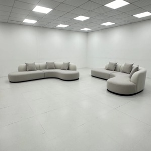 Sofá Seccional Moderno de Tres Plazas, Tapizado en <span class=keywords><strong>Tela</strong></span> <span class=keywords><strong>Gris</strong></span> Claro, Diseño Modular, con Cojines Negros sin Brazos - Product Image 6