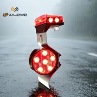 Feu de signalisation solaire pour garde-corps avec LED prismatique haute intensité et clignotante pour la sécurité en virage et en tunnel