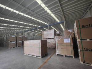 <span class=keywords><strong>Prix</strong></span> des panneaux solaires photovoltaïques liste d'équipement 500 watt 550 watts paneles solares 10000 w <span class=keywords><strong>tuiles</strong></span> petit panneau solaire - Product Image 2