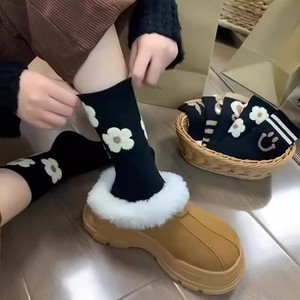 Women Mid Calf Socks Black Plush Bear Pattern Sweat Absorbent Korean Style Casual Socks For Youth - Product Image 3