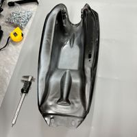 Réservoir de carburant de moto de course pour la Chine meilleure qualité moto ax100 pièces de carrosserie pièces de moteur de moto pour Ax115 Ax100