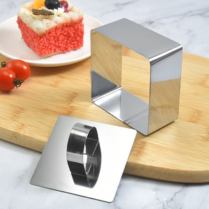 Cutter à gâteau en métal polyvalent pour la pâtisserie, les biscuits, les desserts, les accessoires de cuisine DIY - Product Image 4