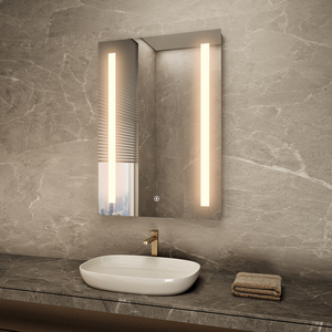 Miroir de salle de bain LED moderne avec design graphique, lumière 3000K-6000K pour villa, hôtel et appartement - Product Image 1