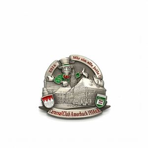 Fabricant de broches de revers 3D en émail nickel antique, design personnalisé Château de Village - Product Image 1