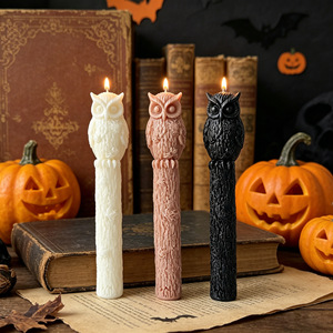 Vela Aromática con Forma de Búho en Rama de Árbol, Vela con Figura Animal en Relieve 3D, Decoración para Mesa de Halloween - Product Image 2