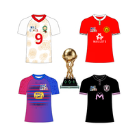 Globale Fußball-Trikot-Kollektion: Moderne Spielbekleidung, Fußball-Shirts in Spielerversion, Kurzarm, vom Hersteller