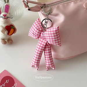 Modieuze telefoonbedel Unieke strik Trendy vlinderstrikken Hangerbedel Handtassen Lint Sleutelhangers Portemonnee Rugzakhanger Vrouw - Product Image 1